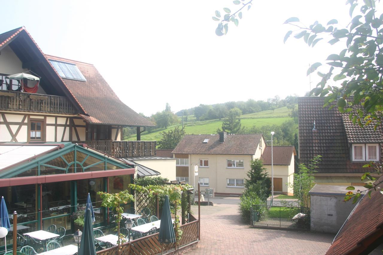 Inn Landgasthof "Zur Gemutlichkeit" Mombris Buitenkant foto